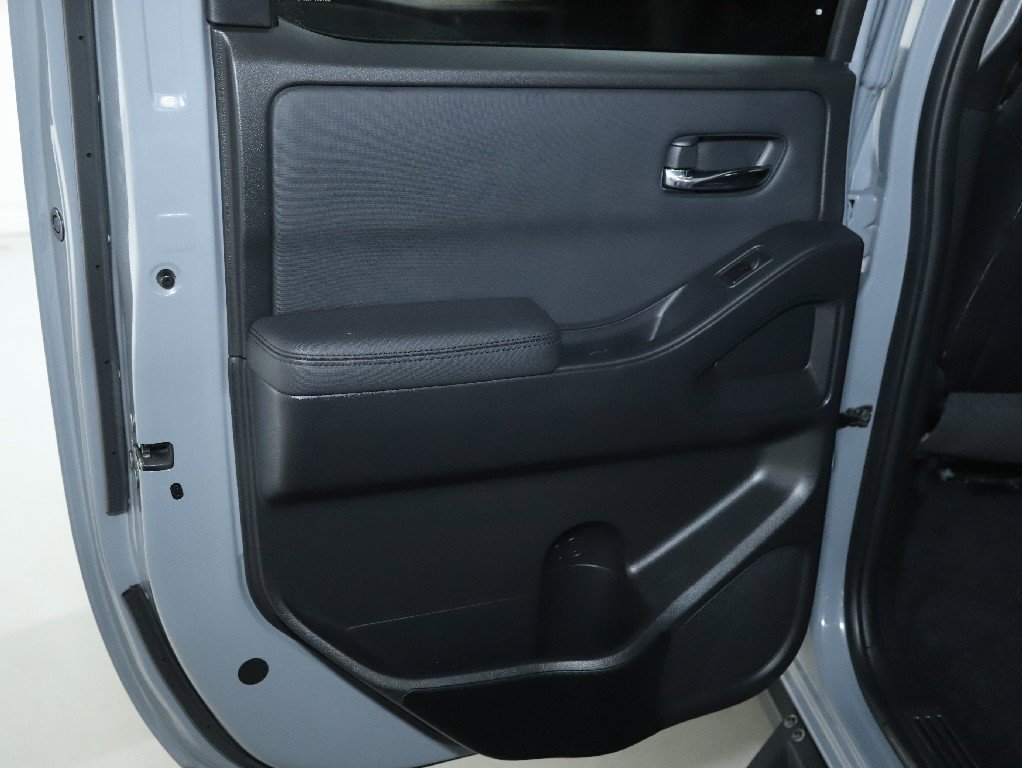 Certified 2022 Nissan Frontier PRO-4X w/ Pro-4X Premium Package image 13