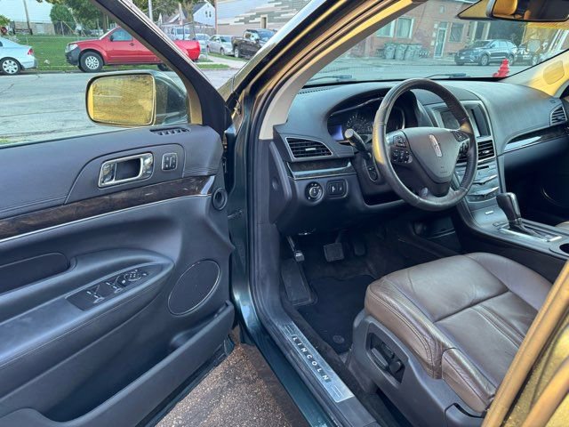 Used 2015 Lincoln MKT AWD w/ Equipment Group 201A image 8