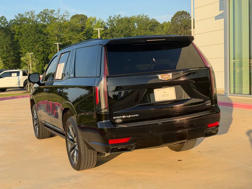 Used 2024 Cadillac Escalade Sport Platinum w/ LPO, Floor Liner Package AWD/4WD image 3