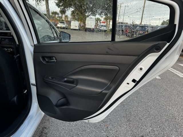 Used 2023 Nissan Versa SV image 19