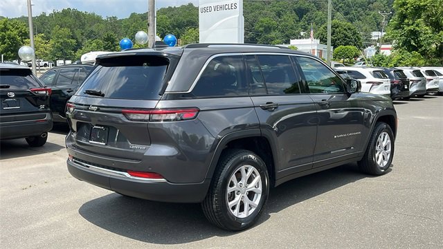 Used 2022 Jeep Grand Cherokee Limited image 8