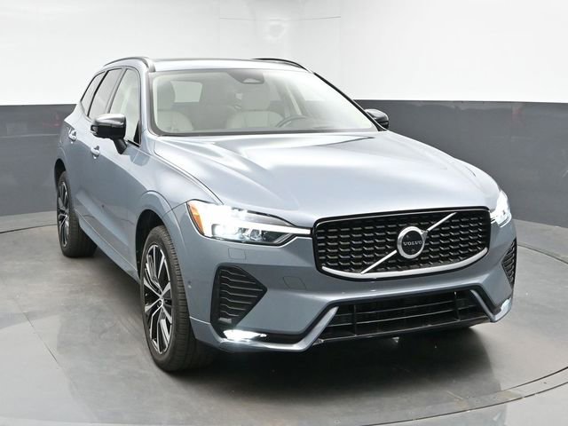 Used 2023 Volvo XC60 B5 Ultimate w/ Climate Package AWD/4WD image 2