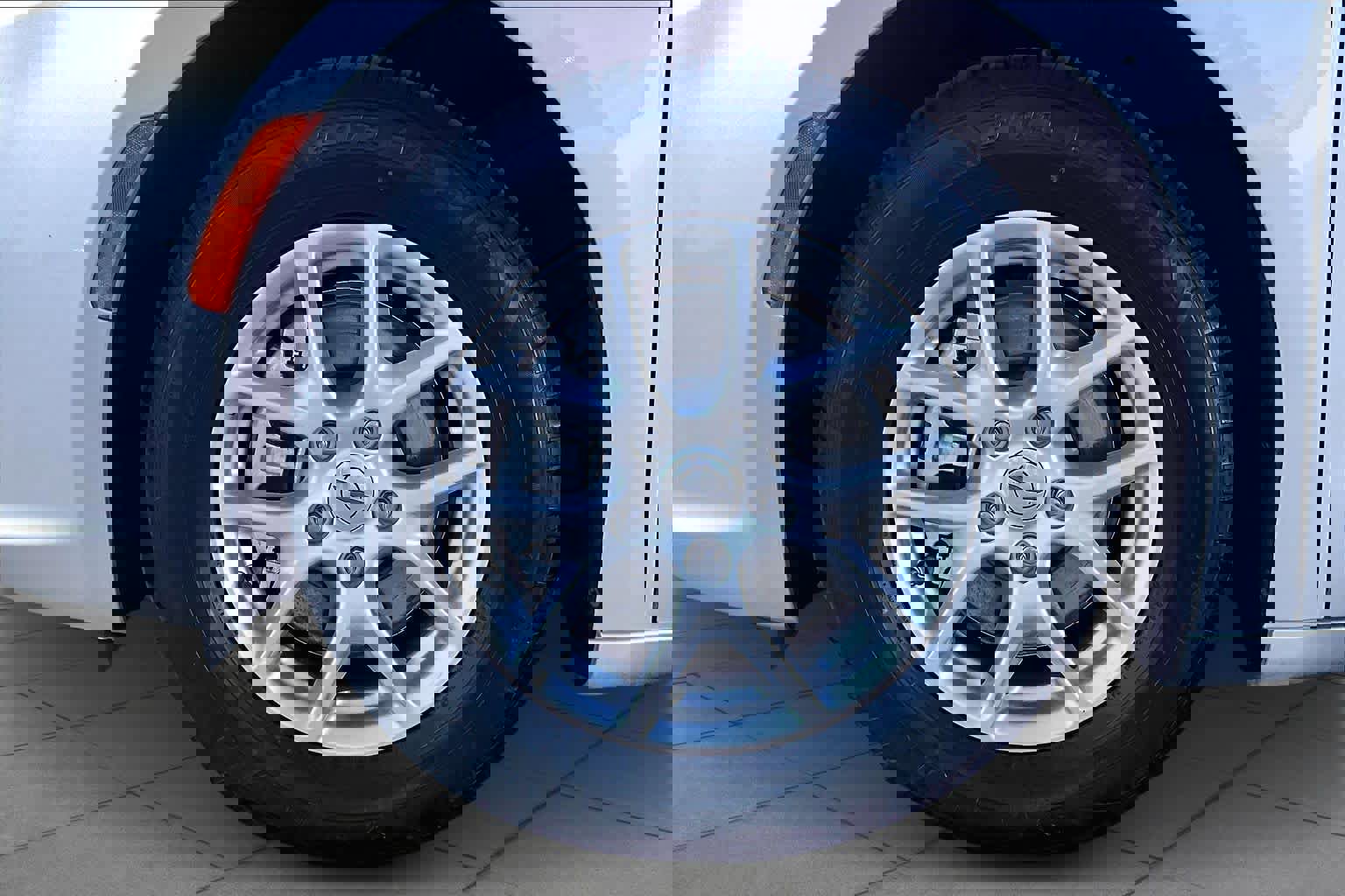 Used 2023 Chrysler Pacifica Touring-L image 10