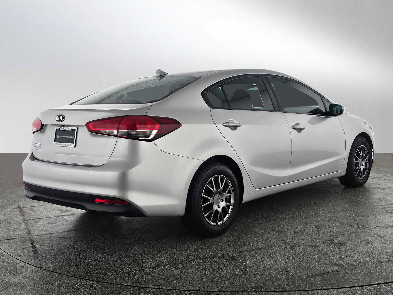 Used 2017 Kia Forte LX w/ LX Popular Package image 5