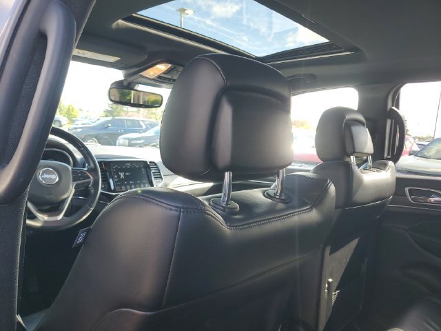 Used 2021 Jeep Grand Cherokee Limited AWD/4WD image 10
