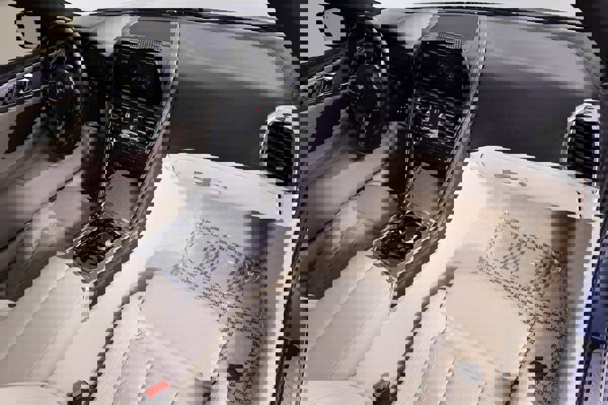 Used 2019 BMW M850i xDrive M850i xDrive w/ Comfort Seating Package image 39