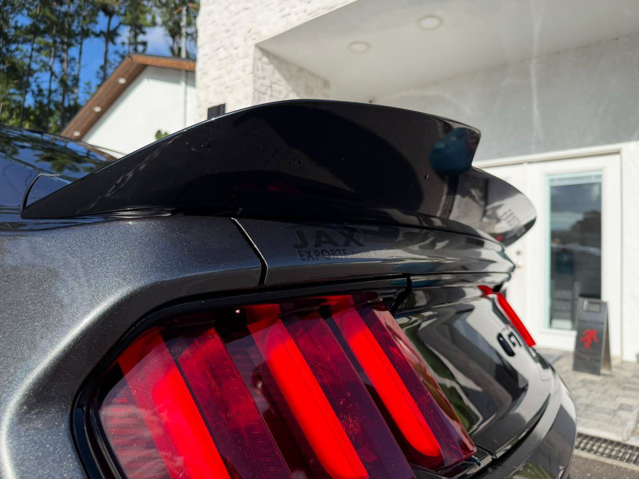 Used 2017 Ford Mustang GT w/ Black Accent Package RWD image 15