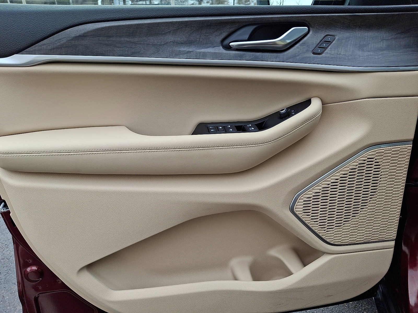 New 2026 Jeep Grand Cherokee Limited w/ Luxury Tech Group II image 8