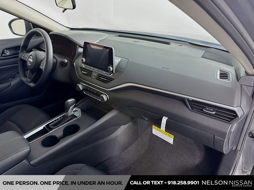 New 2025 Nissan Altima 2.5 S image 26