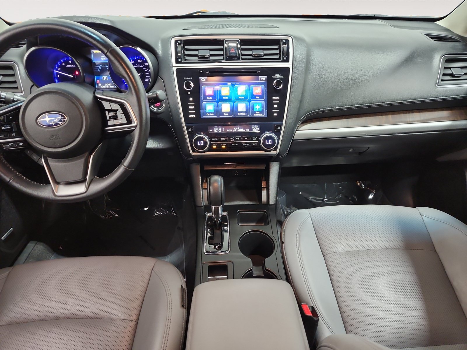 Used 2018 Subaru Outback 2.5i Limited AWD/4WD image 11