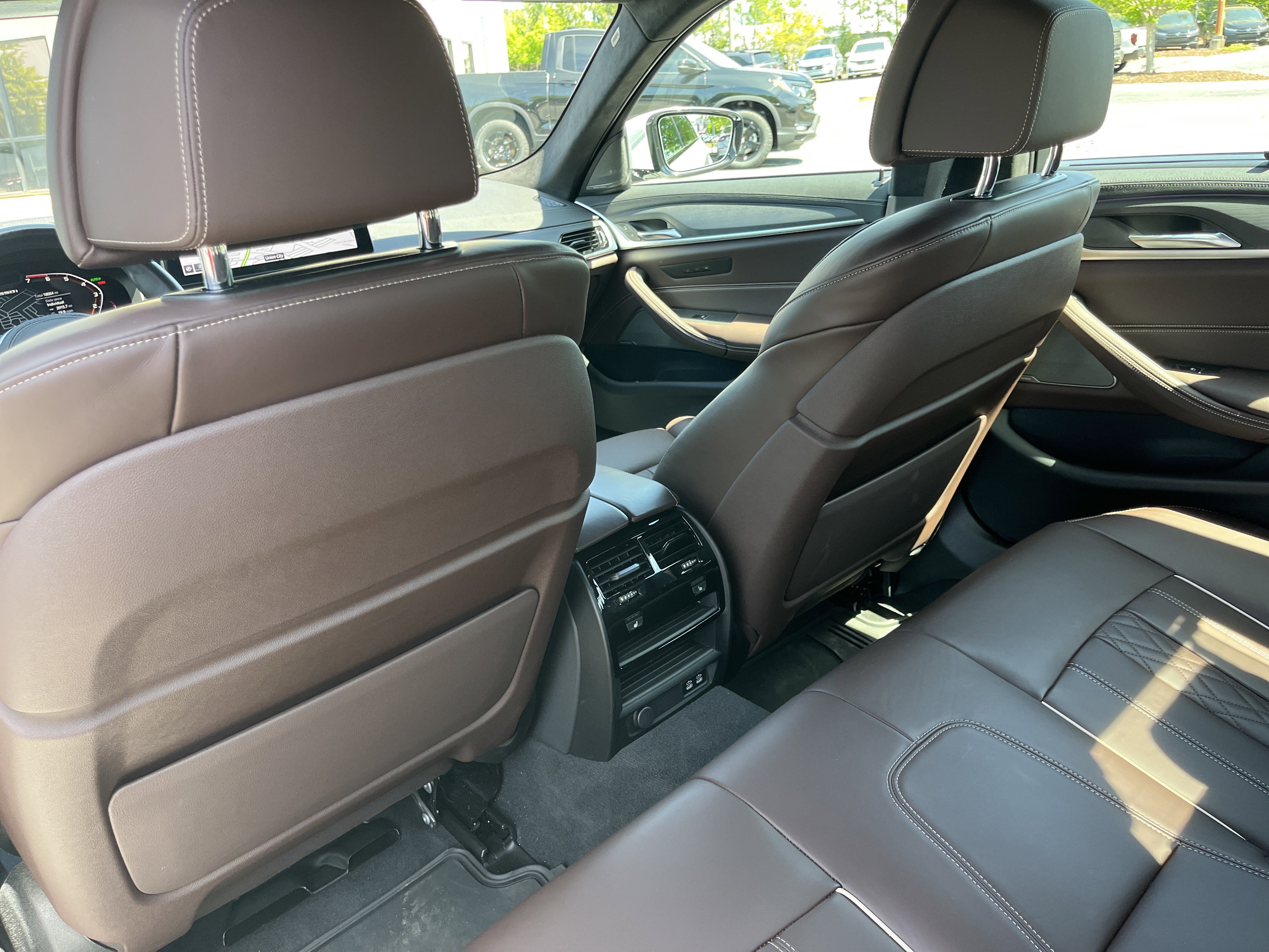 Used 2023 BMW M550i xDrive w/ Executive Package AWD/4WD image 20