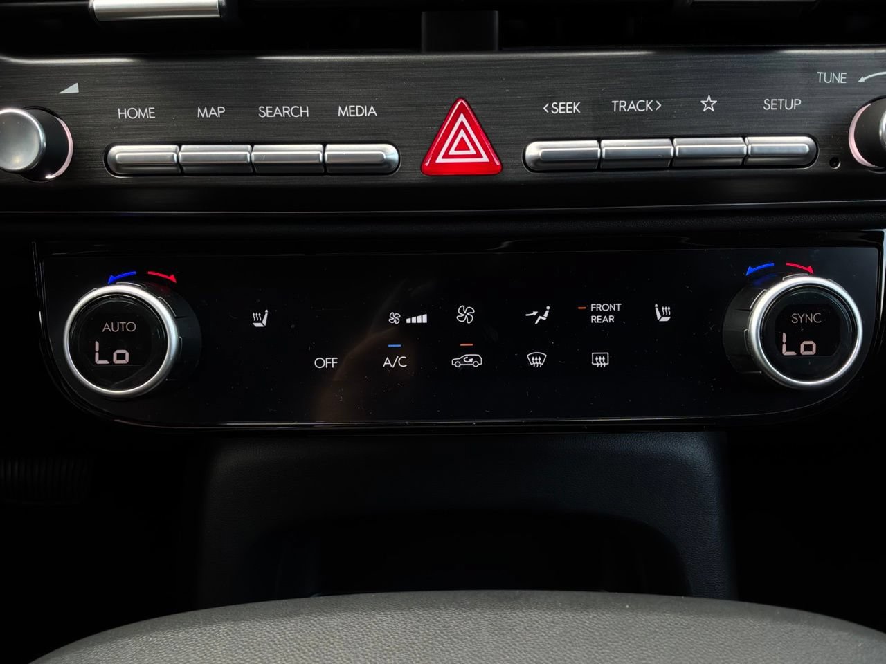 Used 2026 Hyundai Palisade SEL FWD image 34