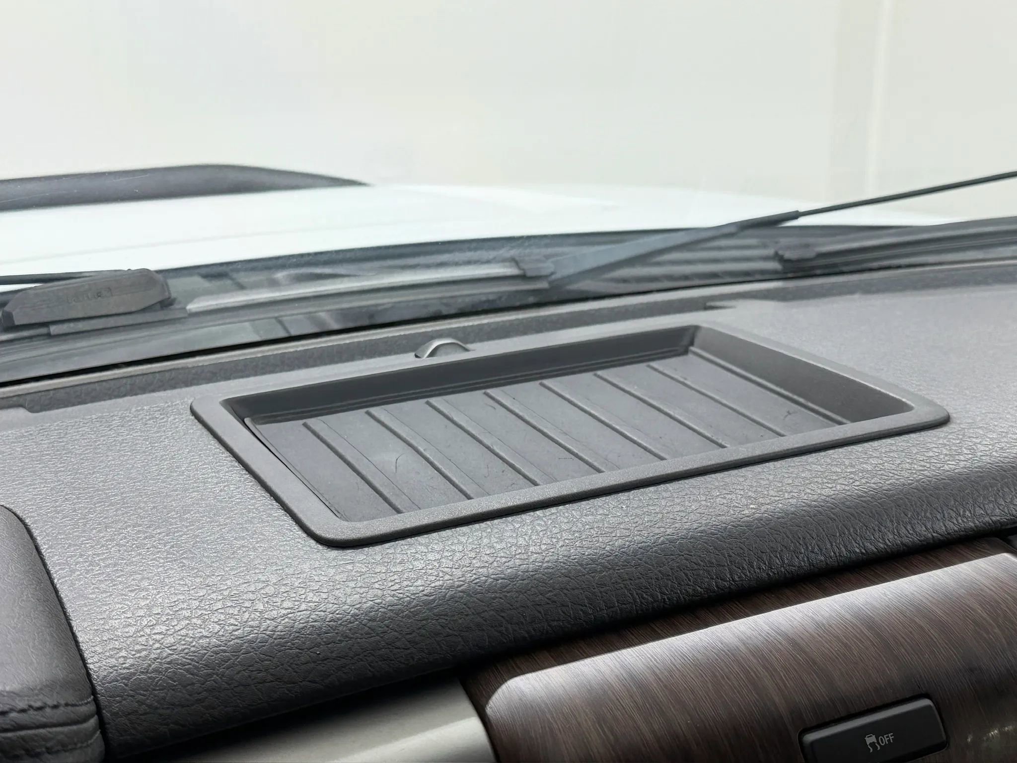 Used 2013 Ford F150 Lariat AWD/4WD image 23