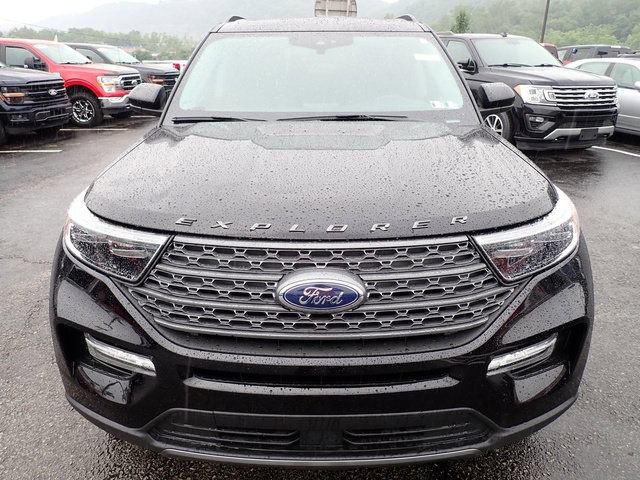 Certified 2024 Ford Explorer XLT w/ Equipment Group 202A AWD/4WD image 12