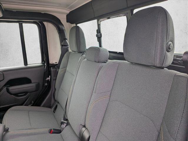 New 2026 Jeep Gladiator Sport image 14