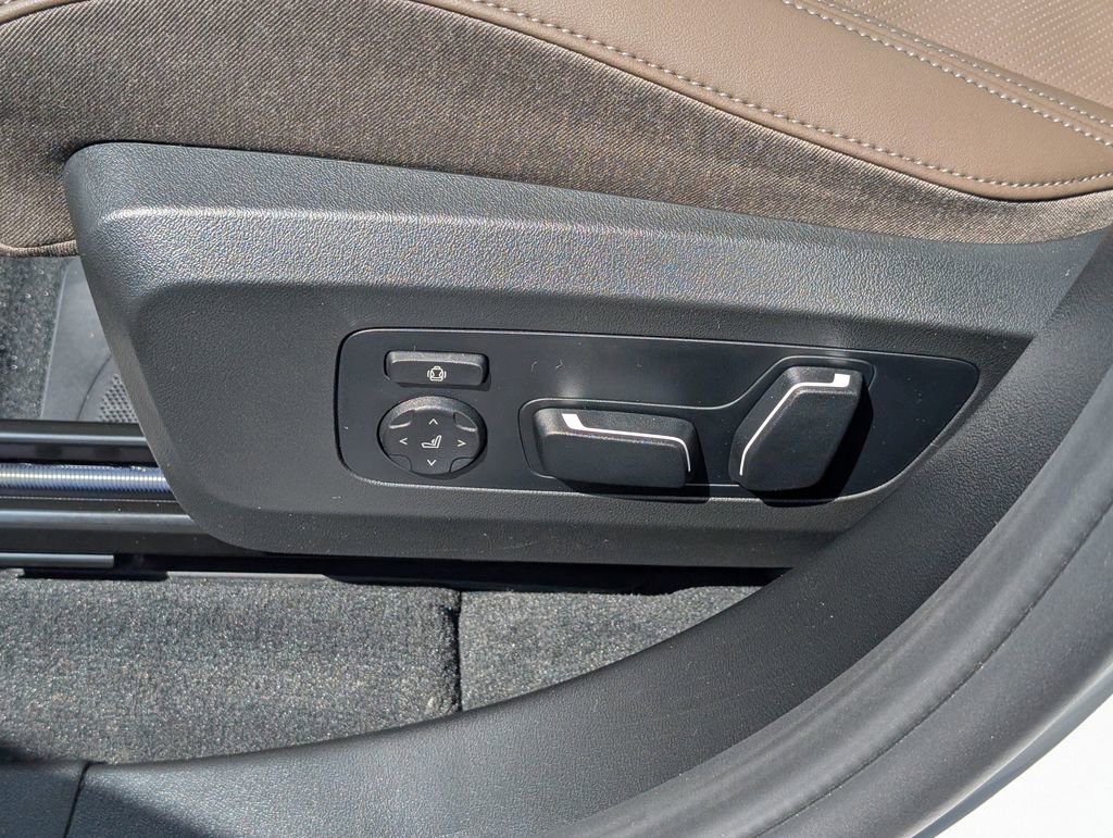 New 2026 BMW X3 xDrive30 w/ Premium Package image 15