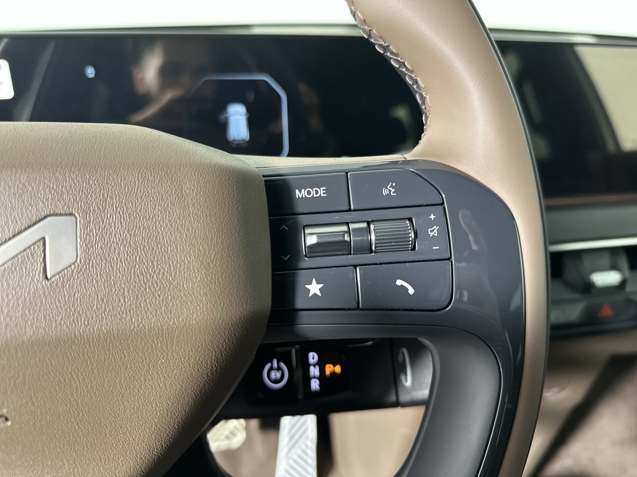 New 2027 Kia EV9 GT-Line AWD/4WD image 7