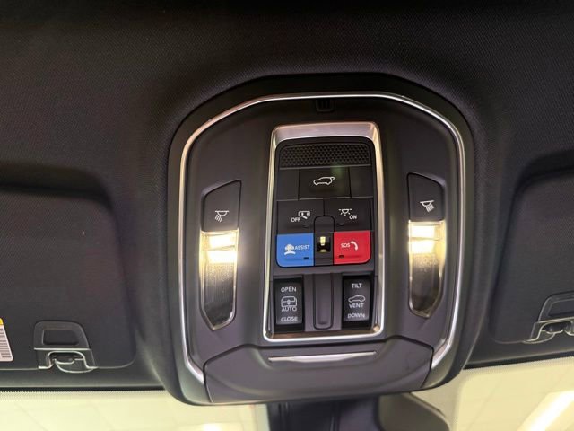New 2026 Jeep Grand Cherokee L 4WD image 17