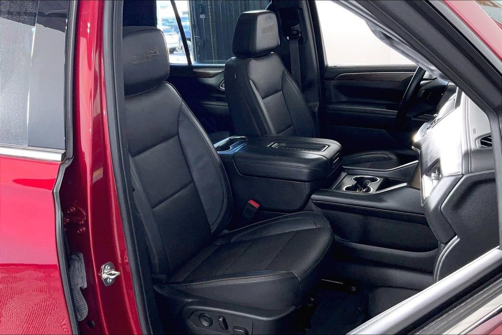 Used 2024 Chevrolet Tahoe High Country image 10