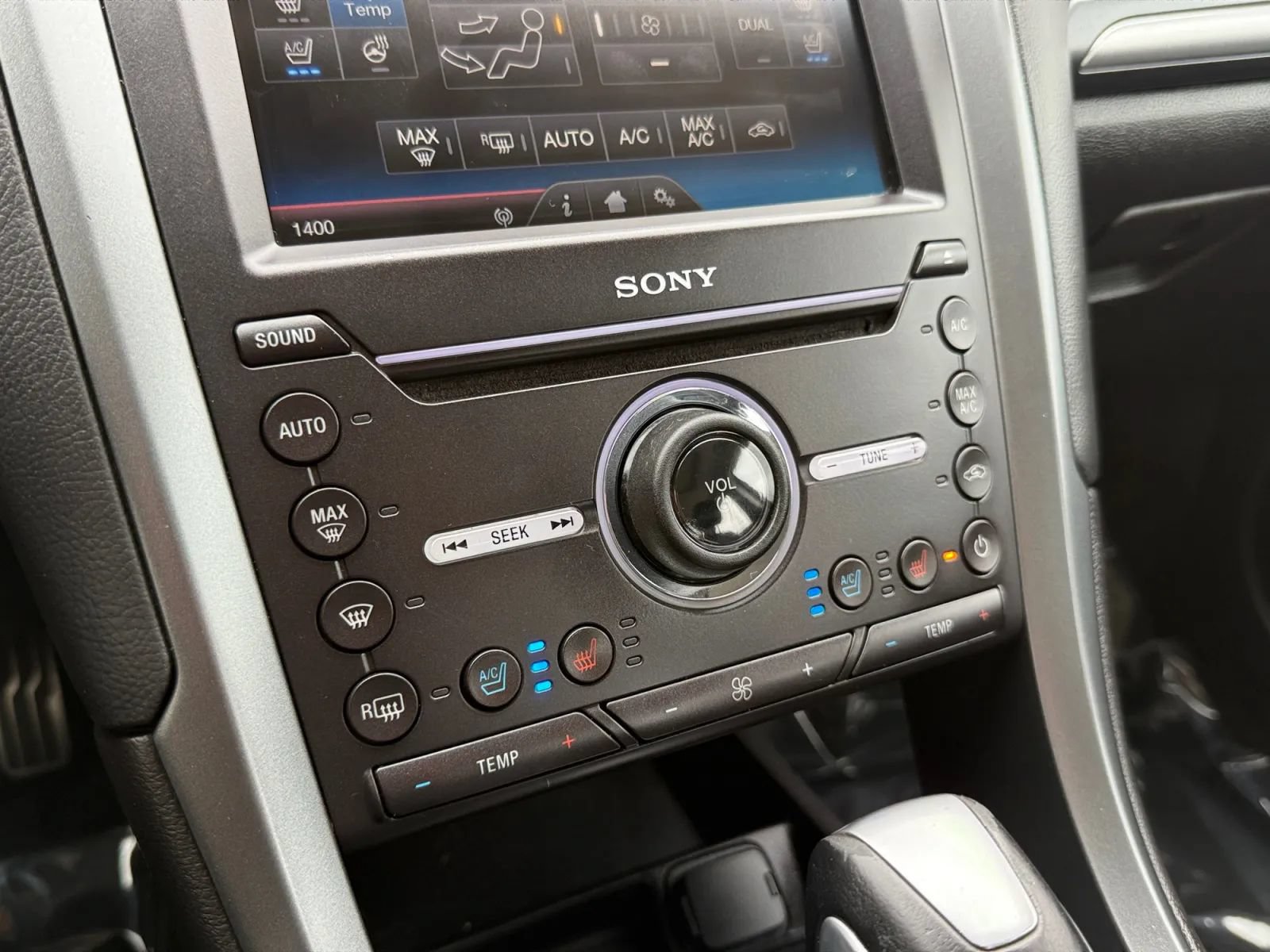Used 2016 Ford Fusion Titanium FWD image 34