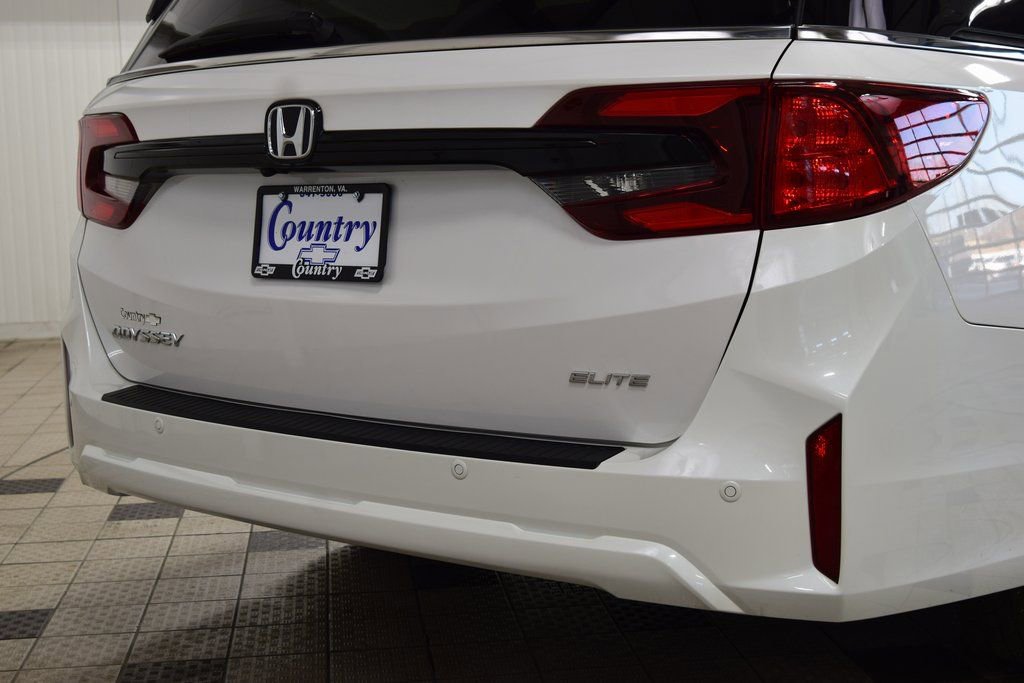 Used 2025 Honda Odyssey Elite image 19