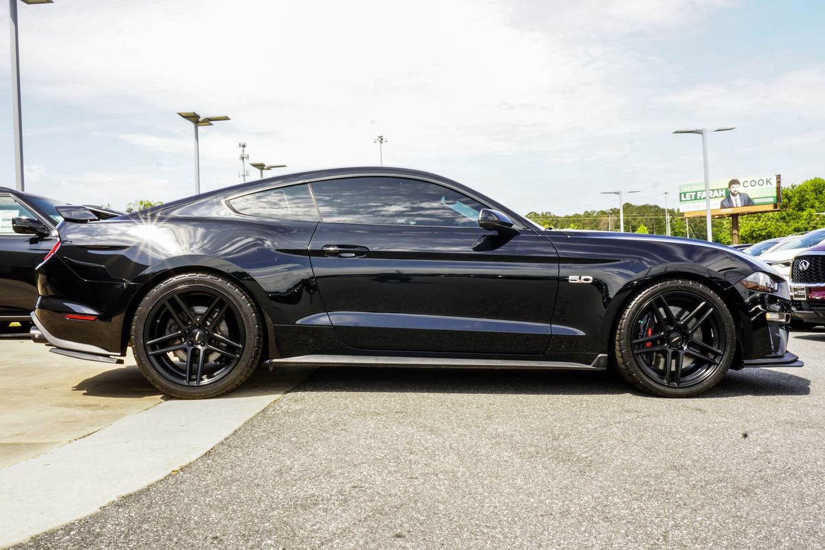 Used 2019 Ford Mustang GT Premium w/ GT Performance Package RWD image 6