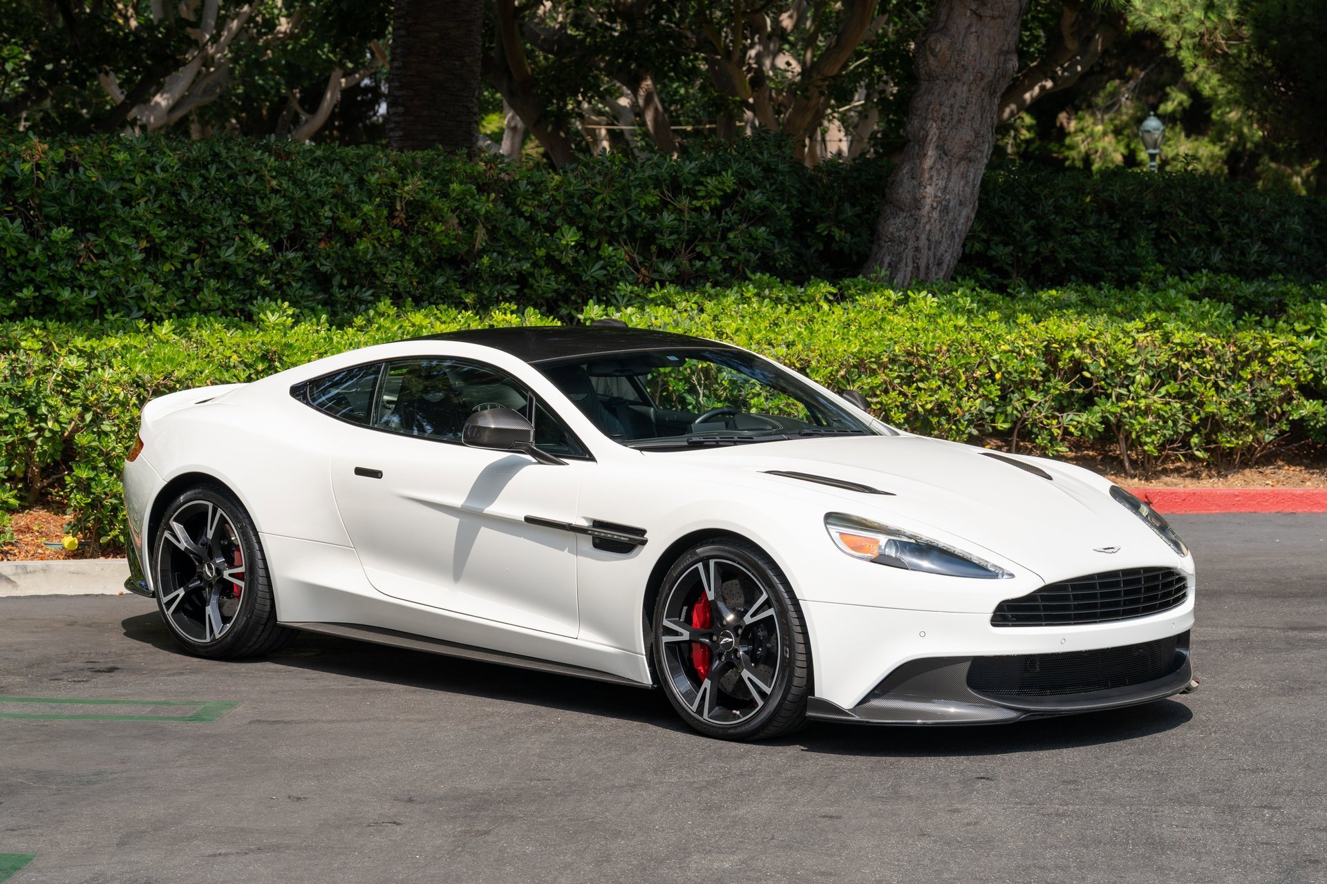 Used 2018 Aston Martin Vanquish S
