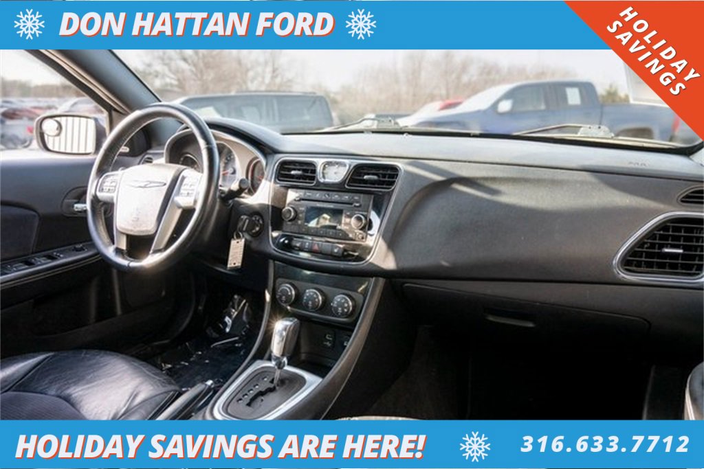 Used 2013 Chrysler 200 Limited image 23