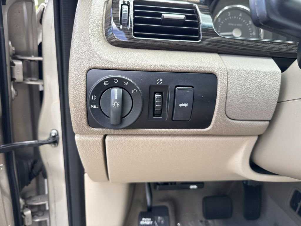 Used 2006 Mercury Montego Luxury image 55