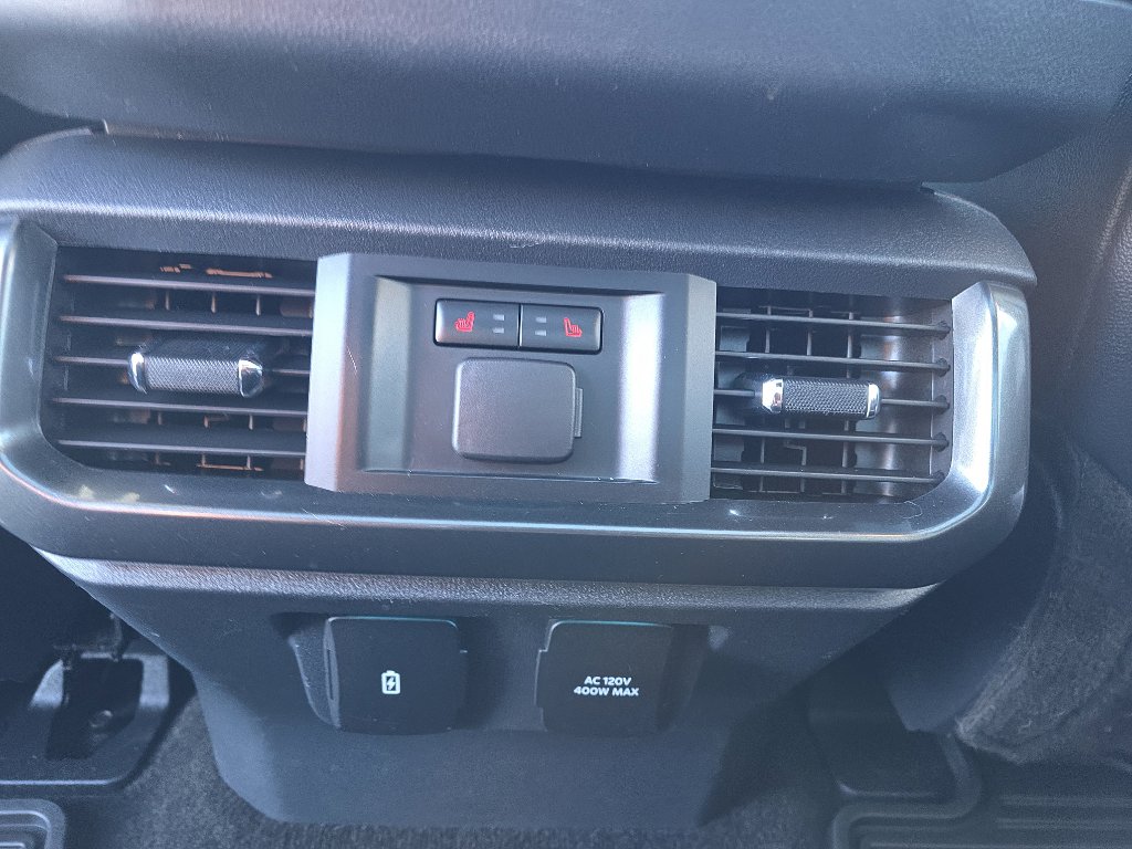 Used 2021 Ford F150 Lariat w/ Equipment Group 502A High AWD/4WD image 31