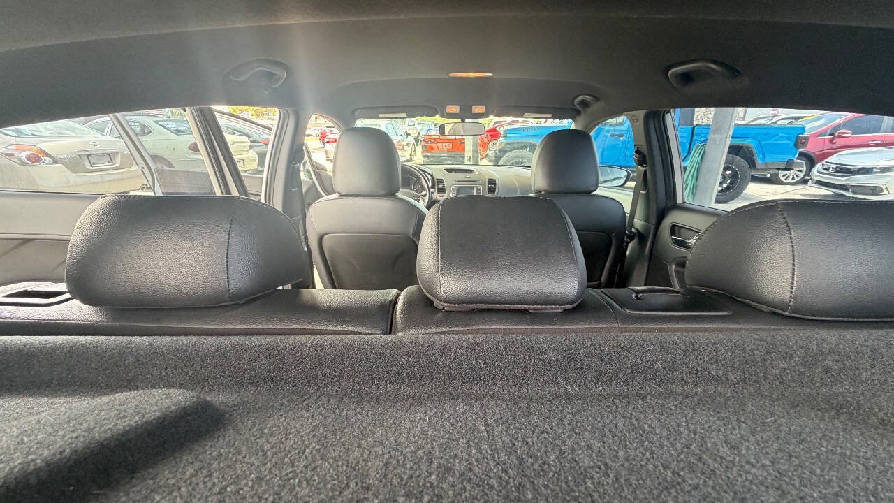Used 2016 Kia Forte SX FWD image 22
