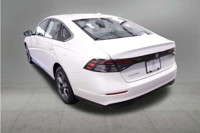 Certified 2023 Honda Accord EX image 4