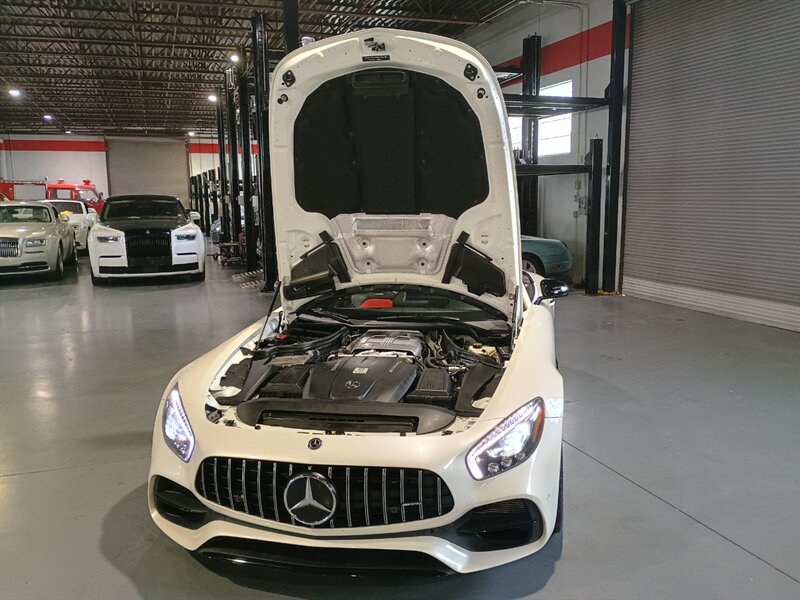 Used 2018 Mercedes-Benz AMG GT Roadster image 36