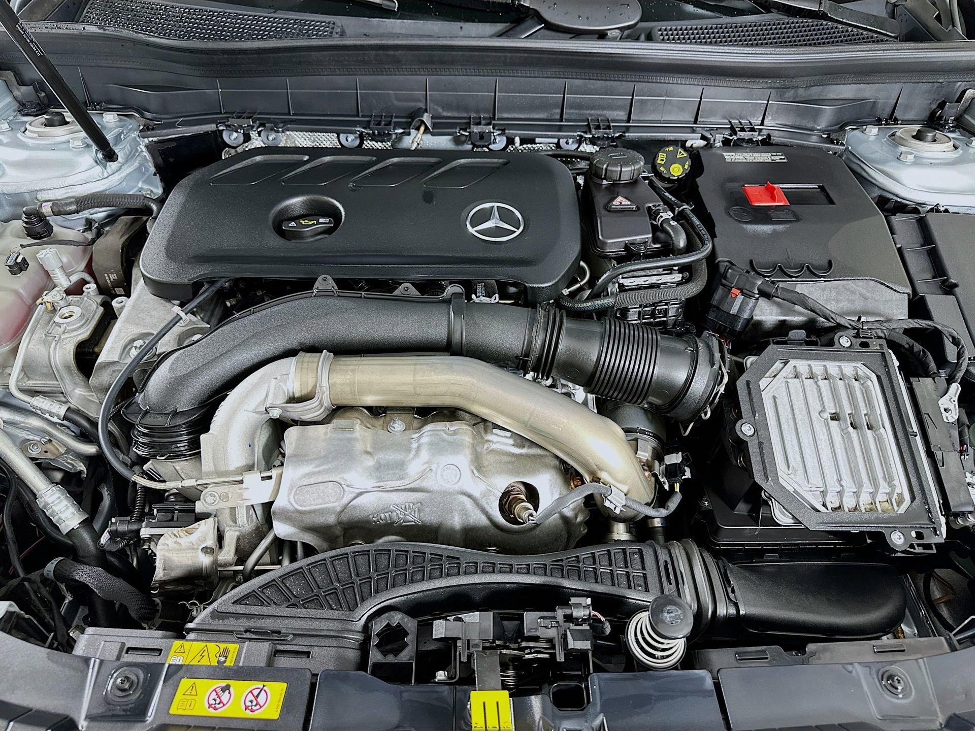 Used 2024 Mercedes-Benz GLB 250 image 32
