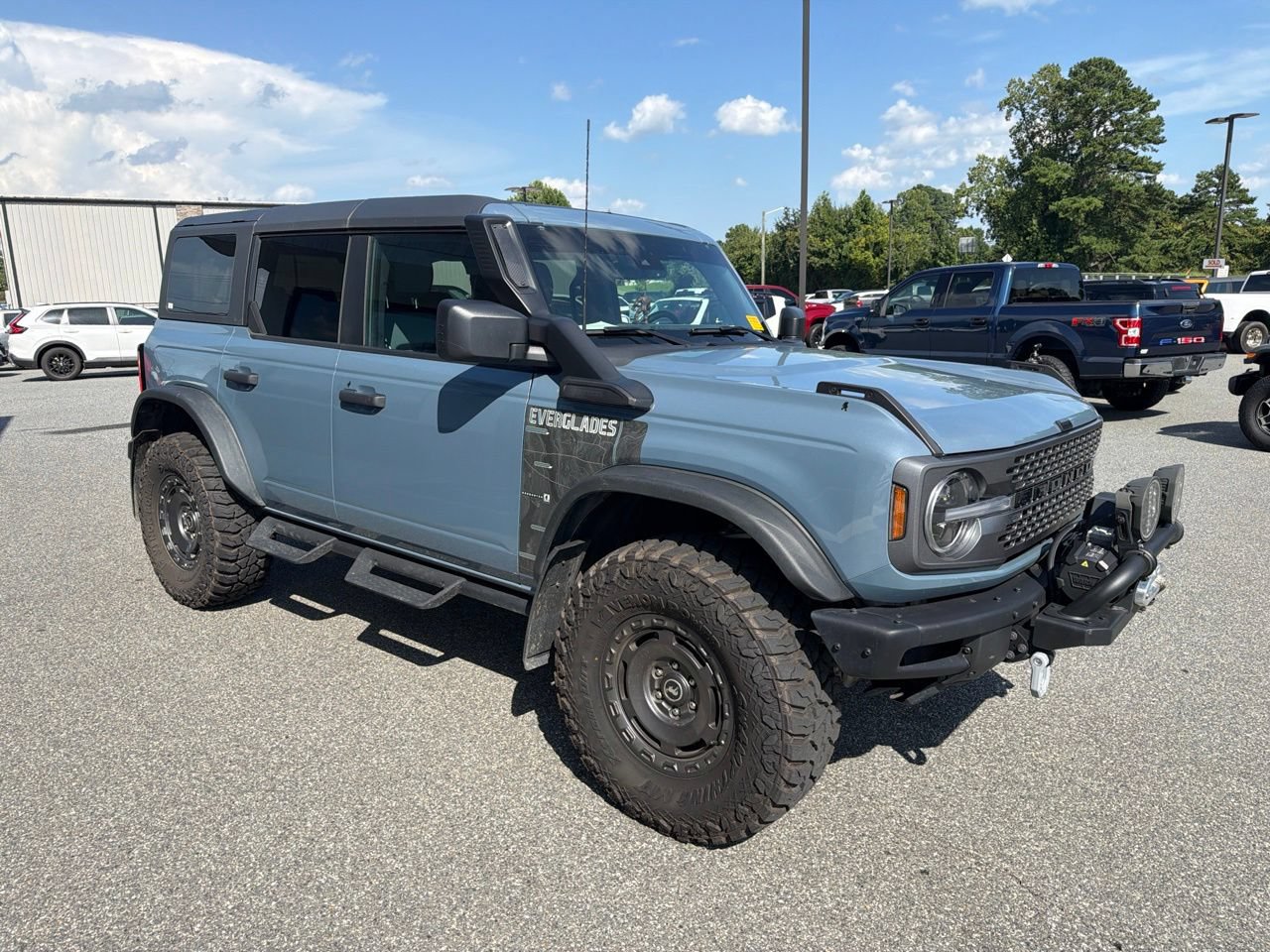 Used 2024 Ford Bronco Everglades AWD/4WD image 11