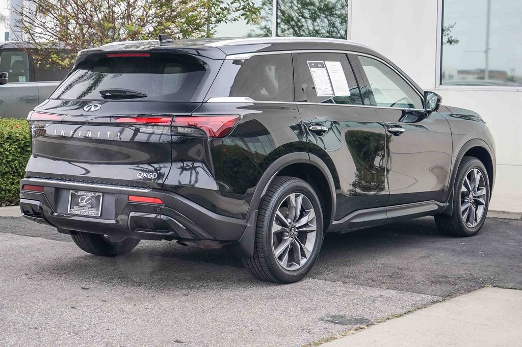 Certified 2023 INFINITI QX60 Luxe w/ Cargo Package image 6