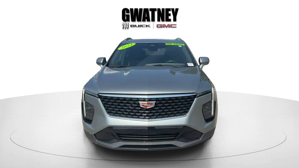 Used 2024 Cadillac XT4 Premium Luxury AWD/4WD image 2