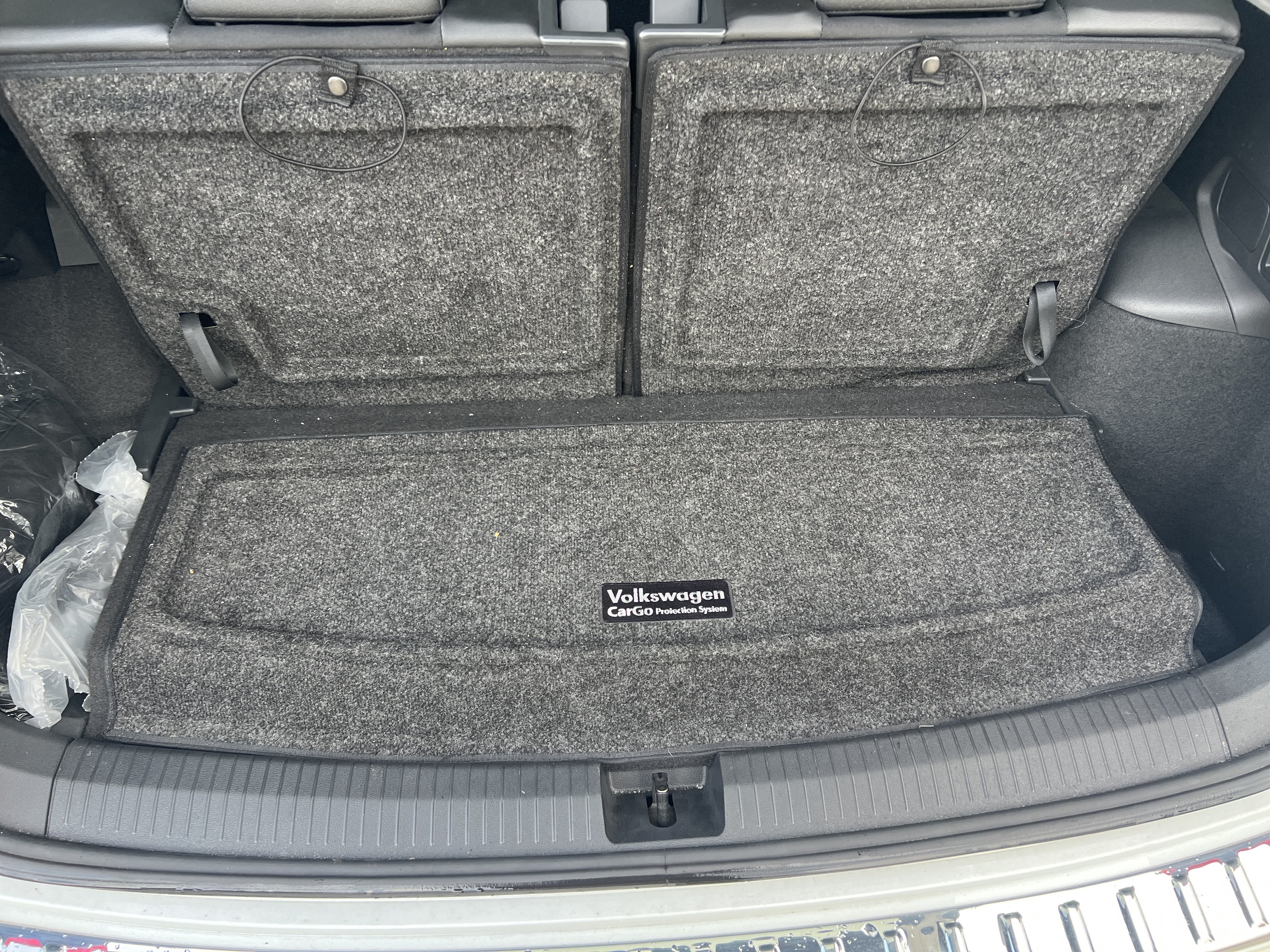 Certified 2023 Volkswagen Tiguan SE w/ Panoramic Sunroof Package FWD image 31
