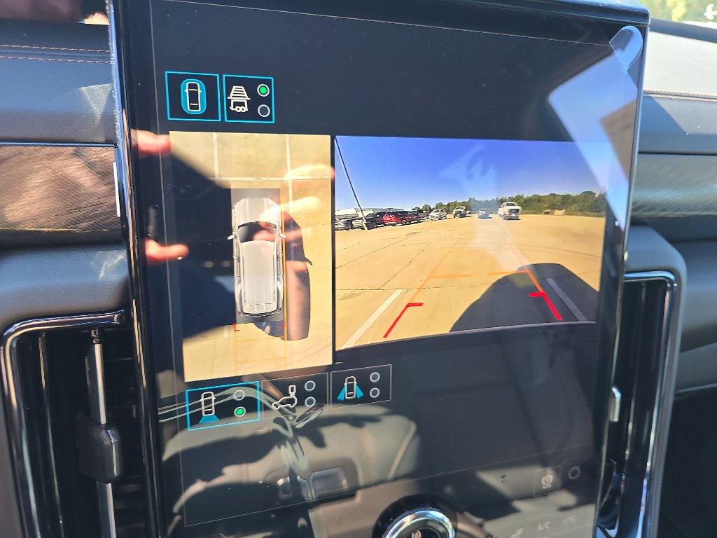 New 2026 GMC Yukon AT4 image 34