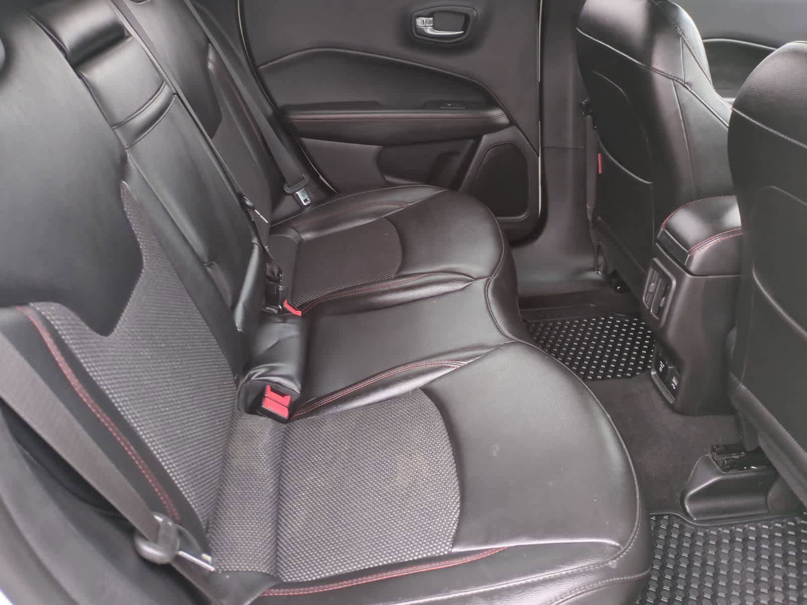 Used 2019 Jeep Compass Trailhawk AWD/4WD image 20
