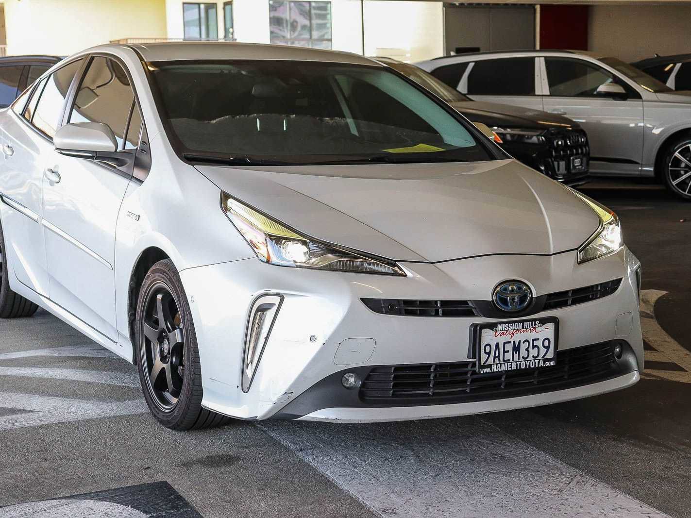 Used 2022 Toyota Prius XLE FWD image 5