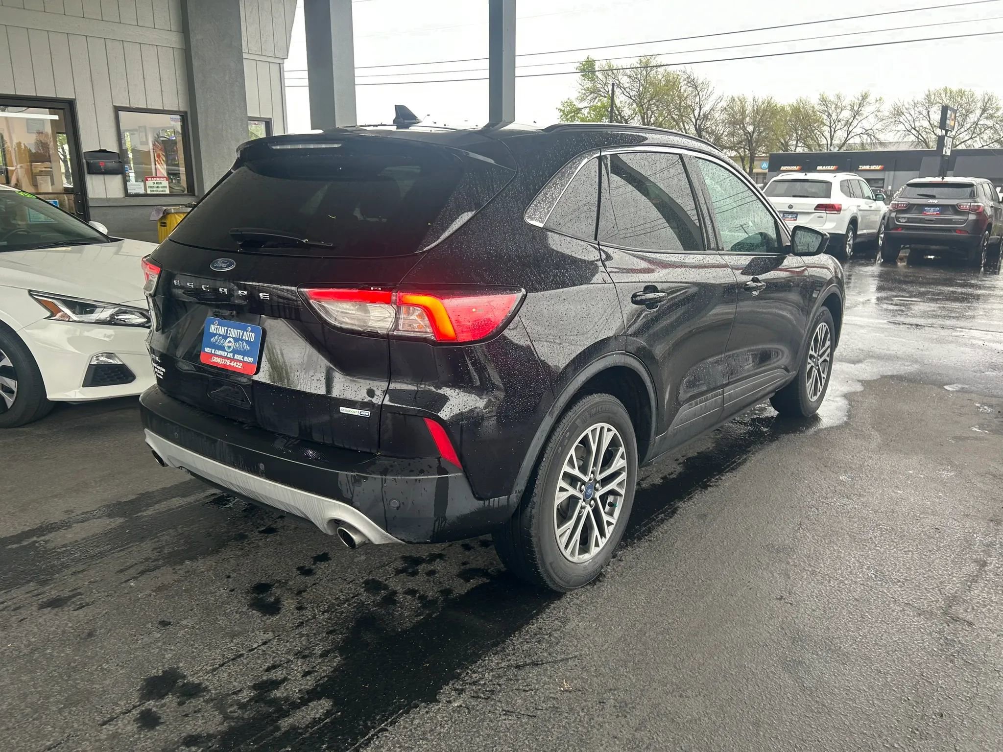 Used 2020 Ford Escape SEL image 6