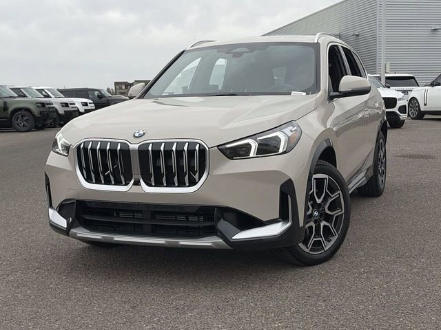 Used 2026 BMW X1 xDrive28i w/ Technology Package image 3