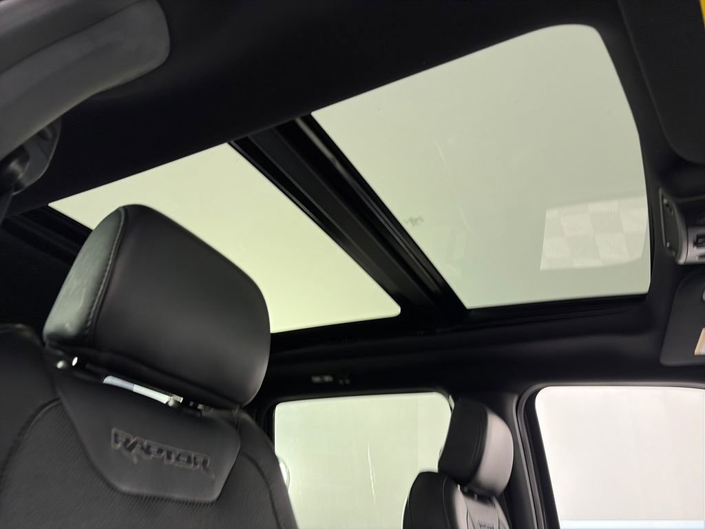 Used 2020 Ford F150 Raptor w/ Equipment Group 802A Luxury image 33