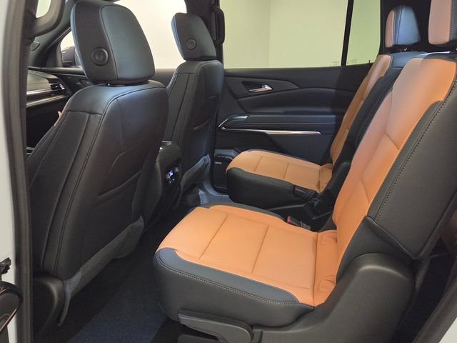 New 2027 Chevrolet Traverse Z71 w/ Enhanced Driving Package AWD/4WD image 6