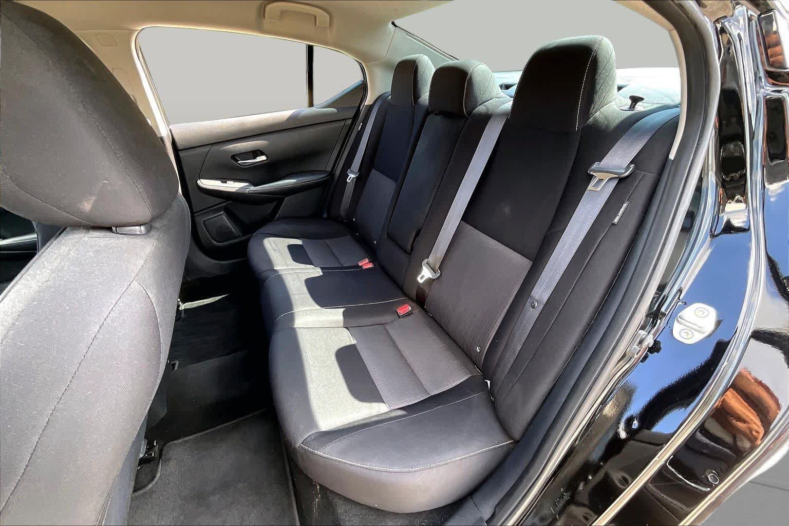 Used 2021 Nissan Sentra SV FWD image 17