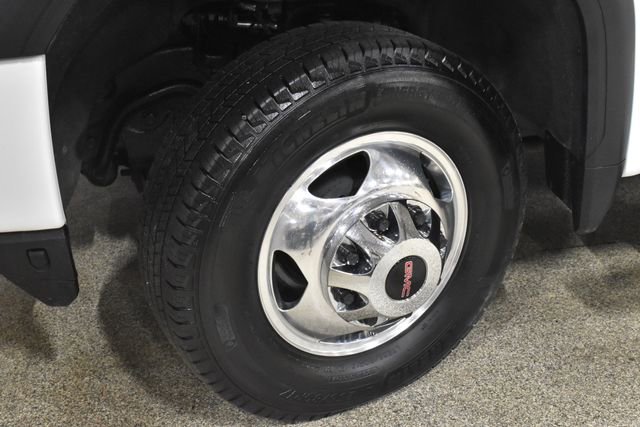 Used 2023 GMC Sierra 3500 Denali w/ Denali Ultimate Package AWD/4WD image 13