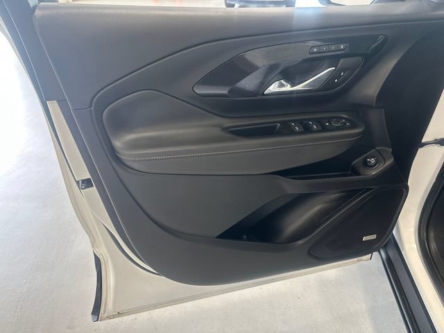 Certified 2023 GMC Terrain AT4 w/ Infotainment Package II AWD/4WD image 27