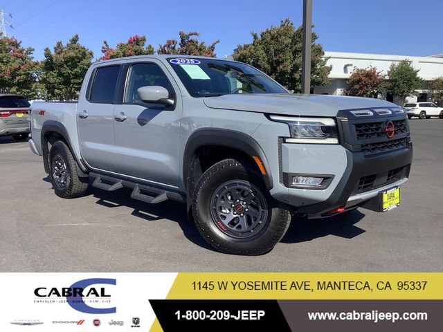 Used 2025 Nissan Frontier PRO-4X AWD/4WD image 1