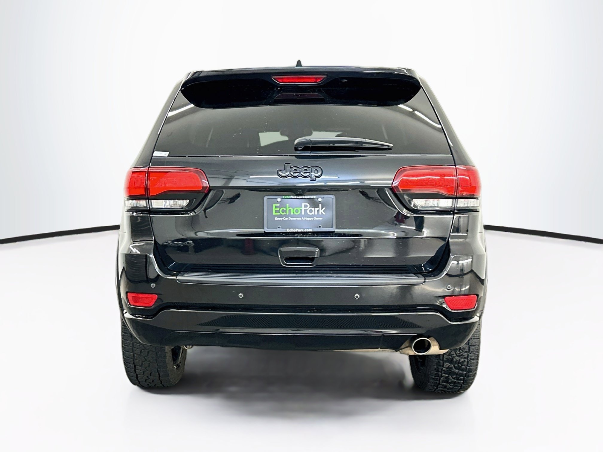 Used 2022 Jeep Grand Cherokee Laredo X AWD/4WD image 7